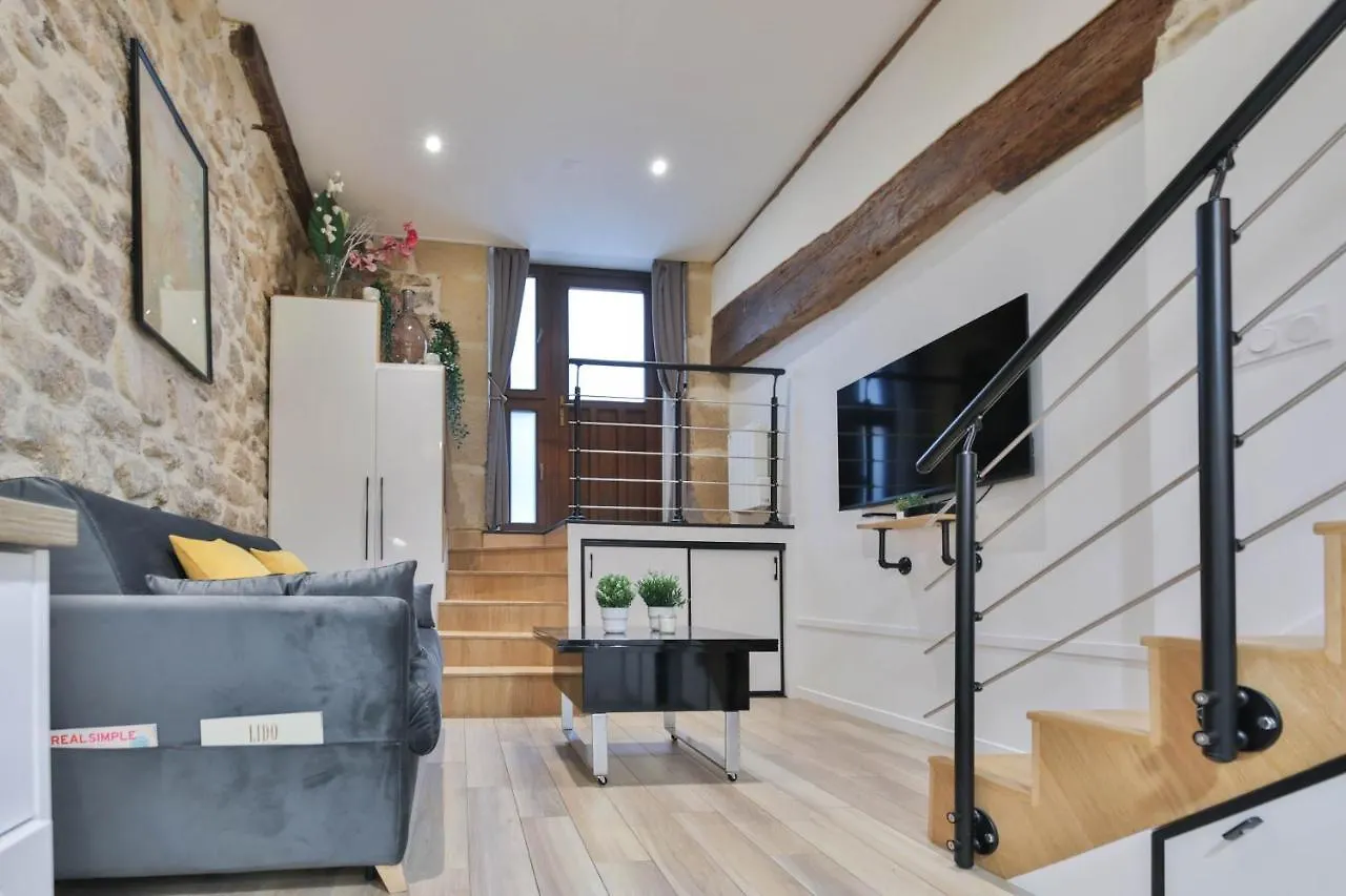 Bed and Breakfast New Modern Saint Germain Latin Quarter París Francia
