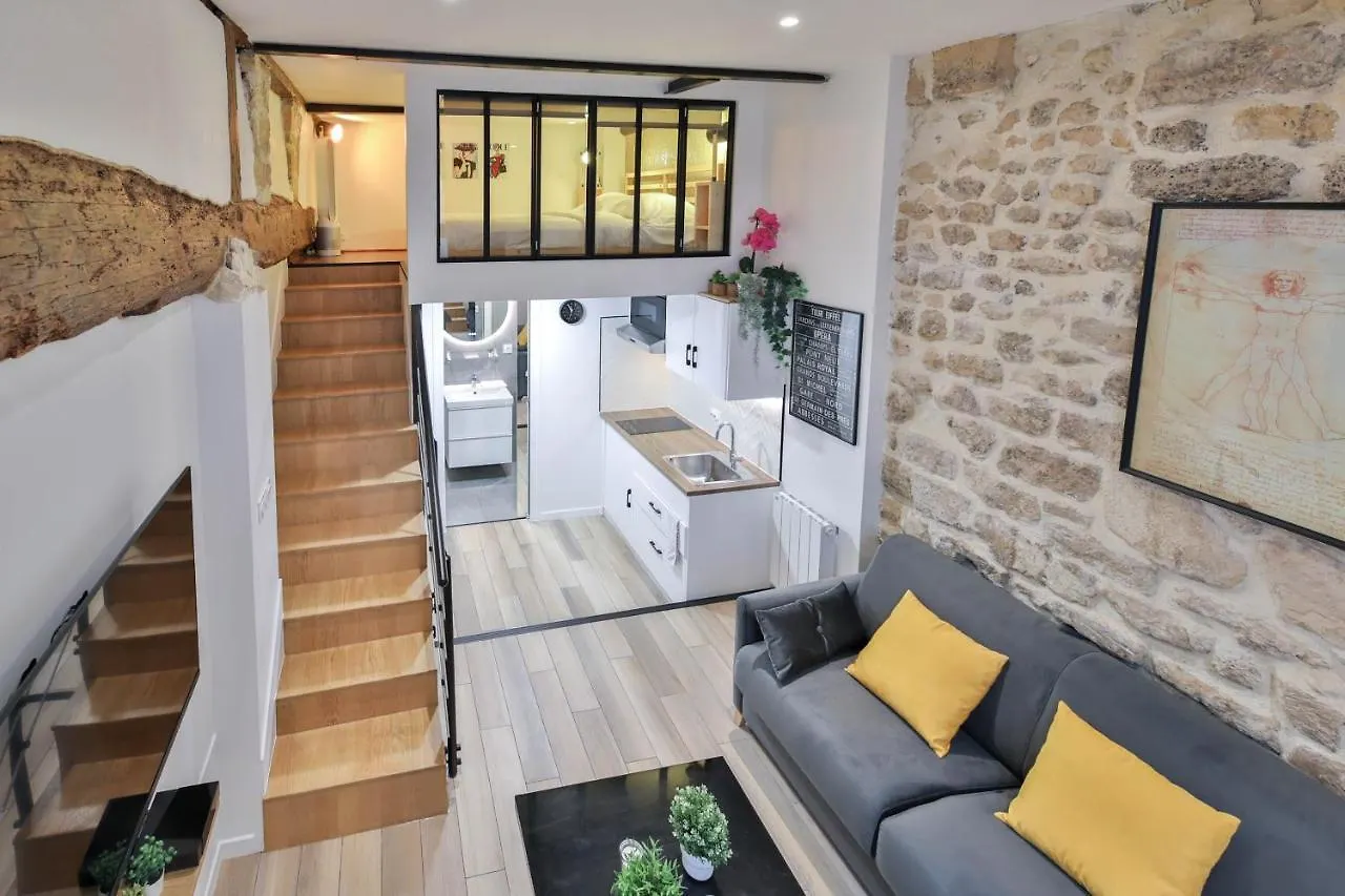 Bed and Breakfast New Modern Saint Germain Latin Quarter París 0*,