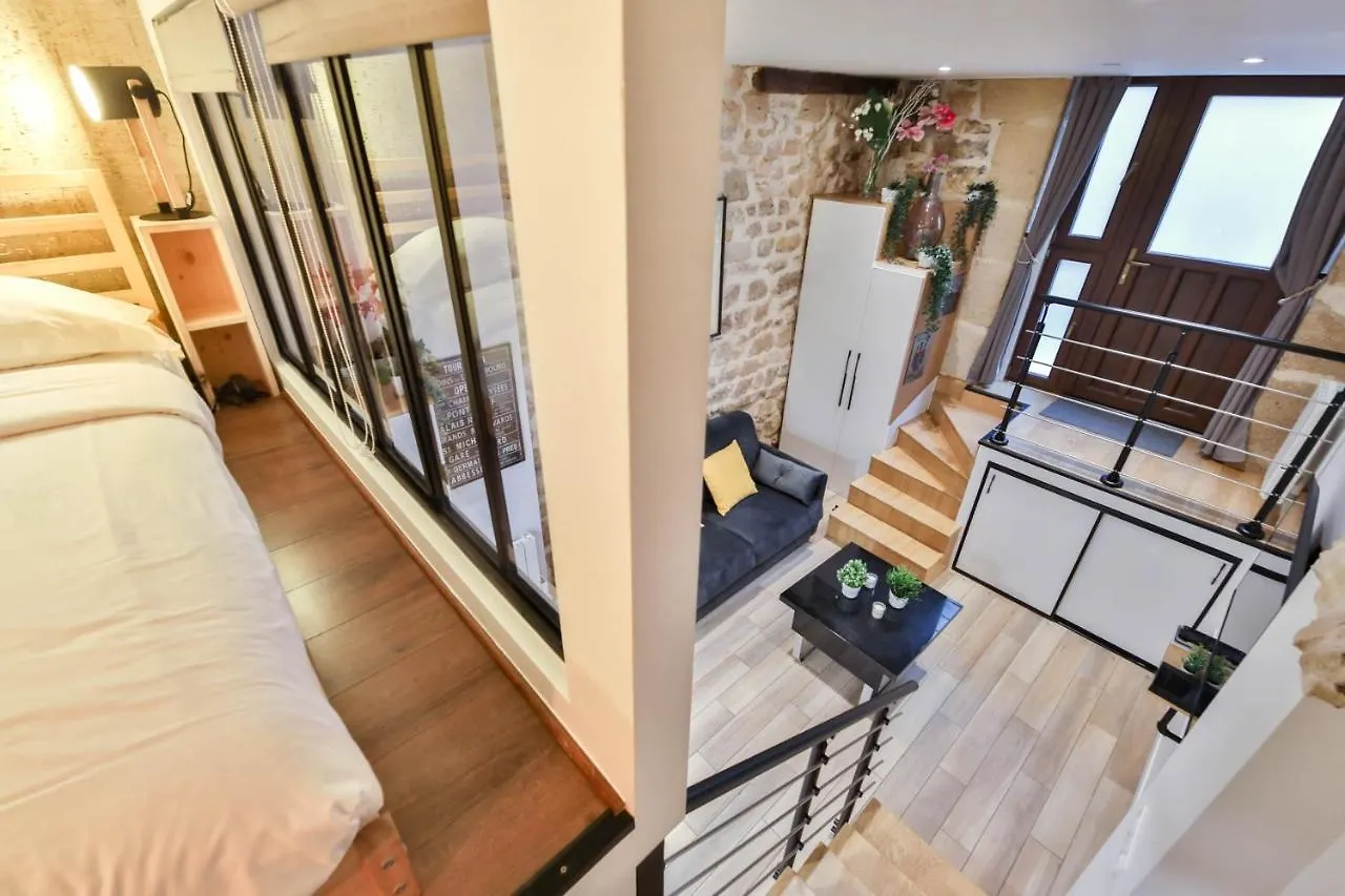 Bed and Breakfast New Modern Saint Germain Latin Quarter París